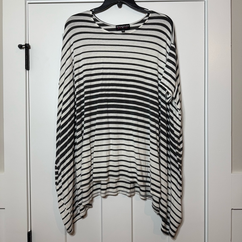 Gameday Girl Stuff Stripped oversized shirt women’s size small/medium